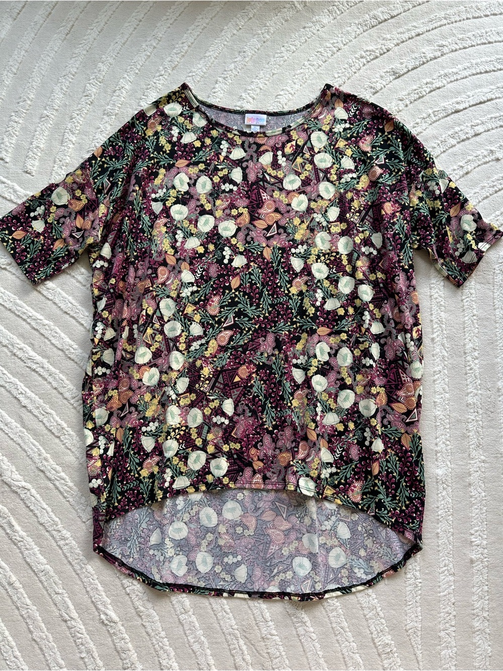 LuLaRoe | Floral Irma Tunic Top
